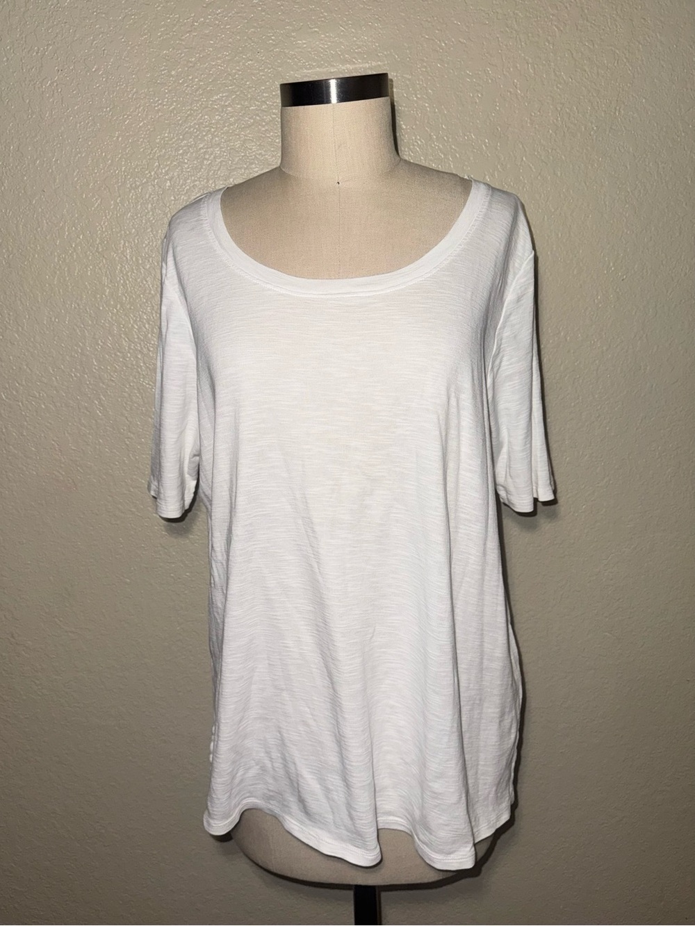 J. Jill Women’s L White Pima Cotton Scoop Neck Elbow Sleeve Top